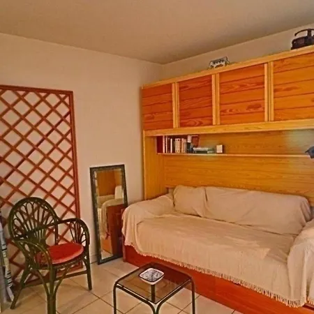 Sete, 2 Pieces, 4 Personnes - Fr-1-472a-83 Apartman Sète
