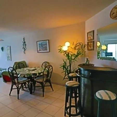 Sete, 2 Pieces, 4 Personnes - Fr-1-472a-83 Apartman Sète